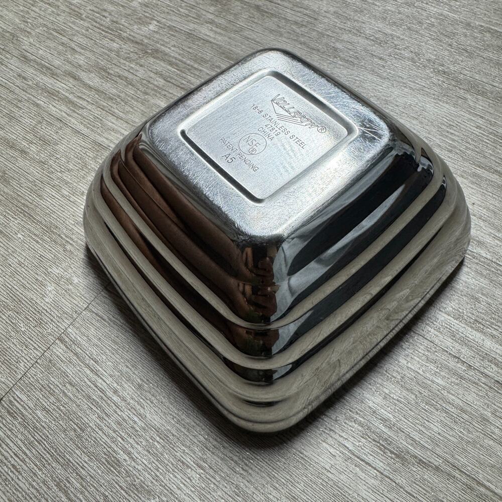 Vollrath 18-8 47637 Double Wall Stainless Steel Beehive Bowl Square Dish 5"
